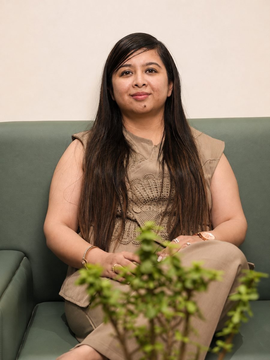 Dr. Taniya Gaba Pandey, founder of Signia Smile Studio, Raipur