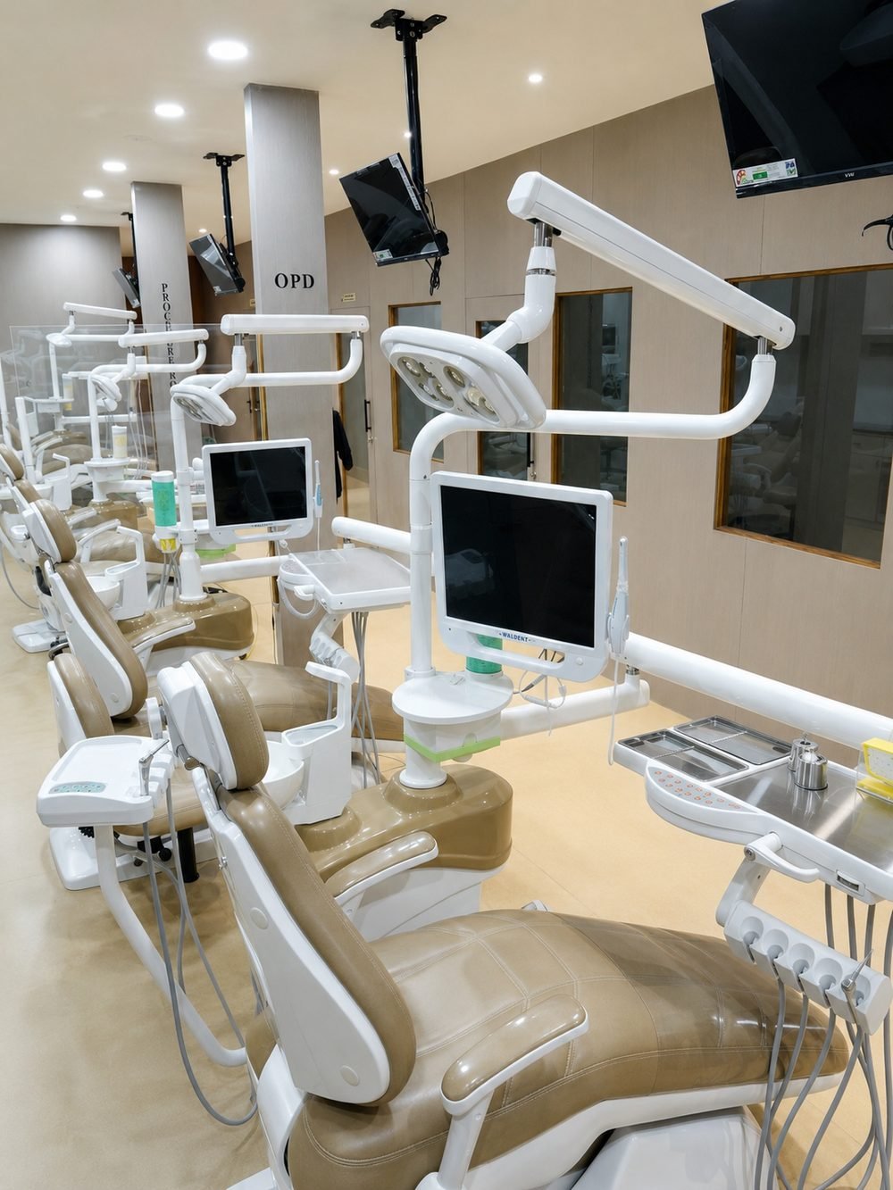 OPD floor at Signia Smile Studio